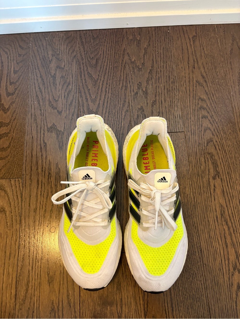 Adidas Ultraboost Men’s 8 - Picture 3 of 5